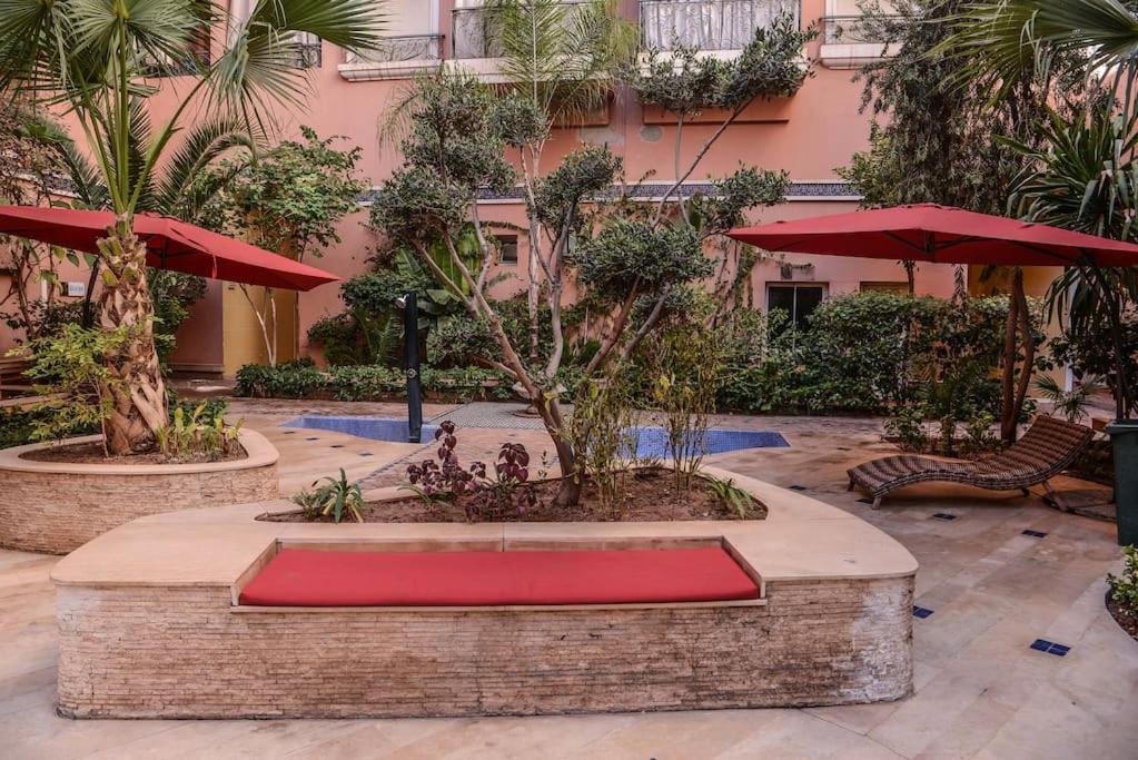 Beautiful, Great Equipped 122 M Holiday Apartment Near Majorelle Garden And Gueliz With Pool Views And A Large Balcony And Terrace Marakéš Exteriér fotografie