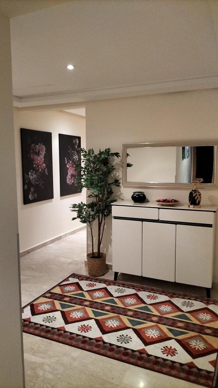 Beautiful, Great Equipped 122 M Holiday Apartment Near Majorelle Garden And Gueliz With Pool Views And A Large Balcony And Terrace Marakéš Exteriér fotografie