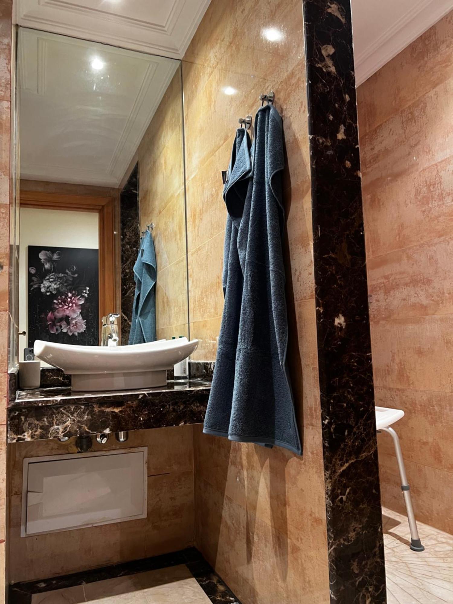 Beautiful, Great Equipped 122 M Holiday Apartment Near Majorelle Garden And Gueliz With Pool Views And A Large Balcony And Terrace Marakéš Exteriér fotografie